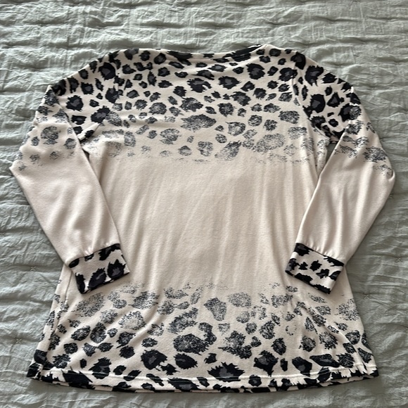 Leopard print lightweight sweater - Picture 3 of 3